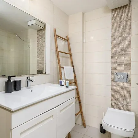 Spacious 3 Bdr In Florentine Тель-Авив Экстерьер фото