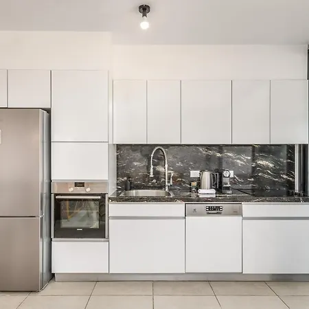 Spacious 3 Bdr In Florentine Тель-Авив Экстерьер фото