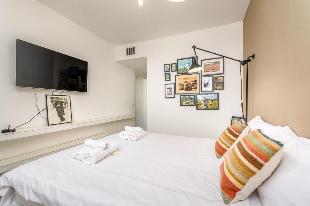 Spacious 3 Bdr In Florentine * Тель-Авив